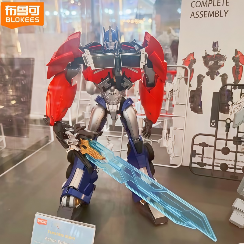 Model Kit Japan - Blokees Transformers Optimus Prime: Edição Lenda