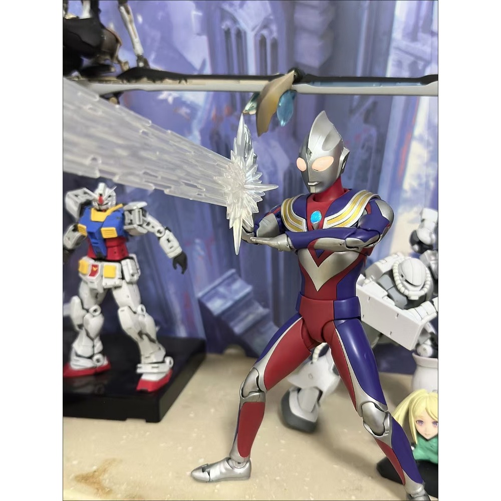 Model Kit Ultraman Tiga - Novo Kit de Montagem Blokees Edição